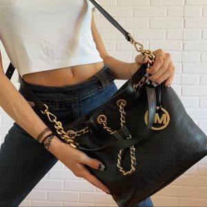 MICHAEL KORS Black/Gold Chain Satchel